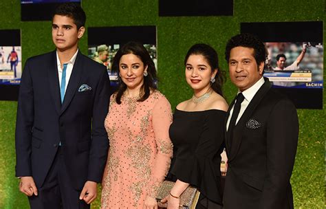 sachin tendulkar family photos.